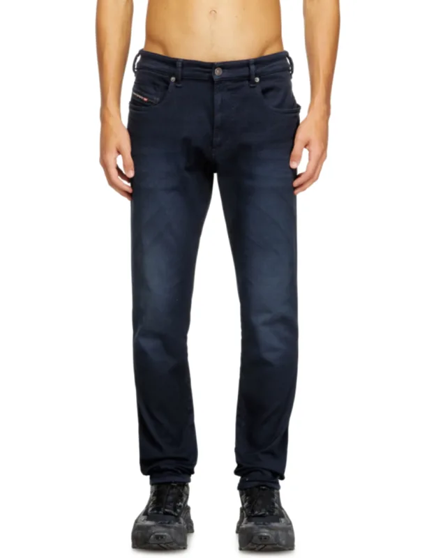 Diesel - Slim 2062 D-strukt Joggjeans - Blue
