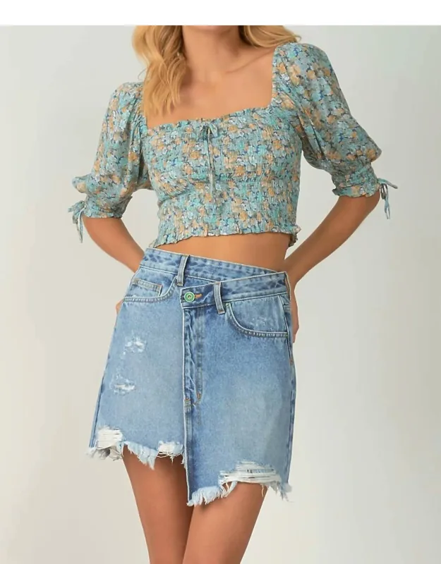 Short Sleeve Puff Shoulder Top