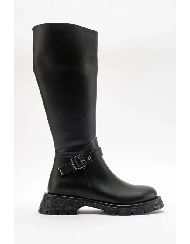 Covela Knee High Boot With 1.6" Heel And Synthetic Leather Upper