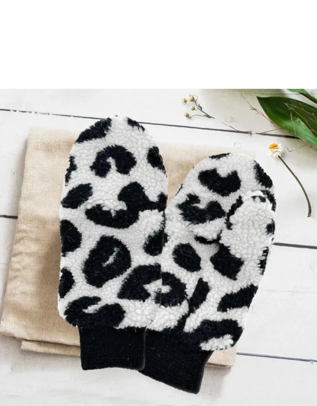 Leopard Teddy Pop-top Mittens