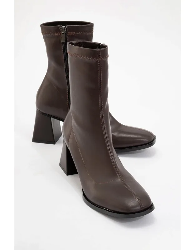 Plesa Chunky Heel Boots