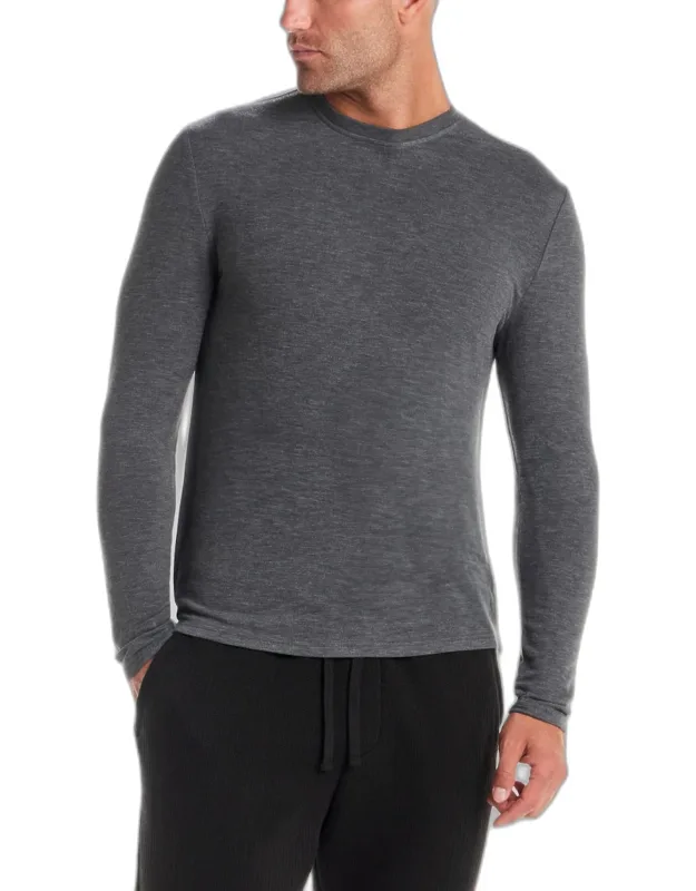 Traditional Fit Long Sleeve Crew Neck Shirt