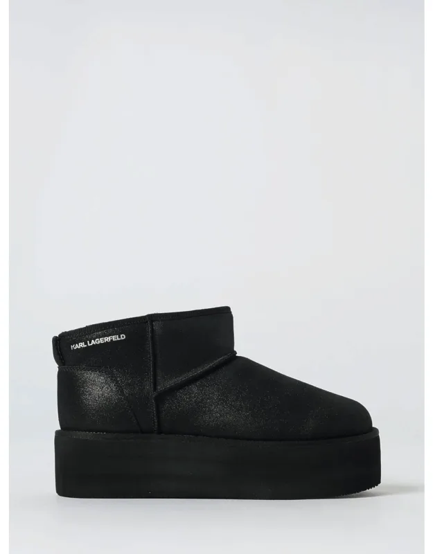 _flat Ankle Boot With Unique Design_