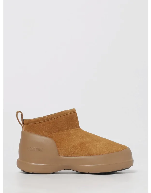 Flat Ankle Boots