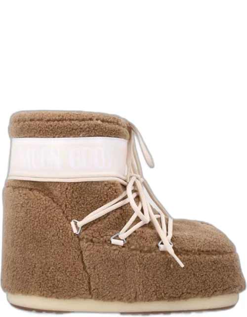 Flat Ankle Boots