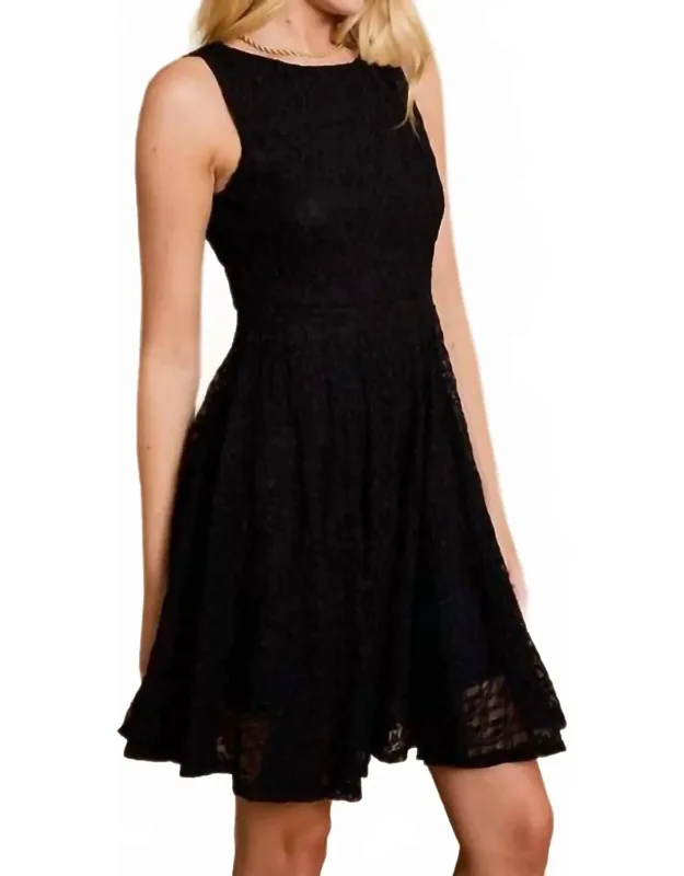 Sleeveless Back V-neck Textured Dress