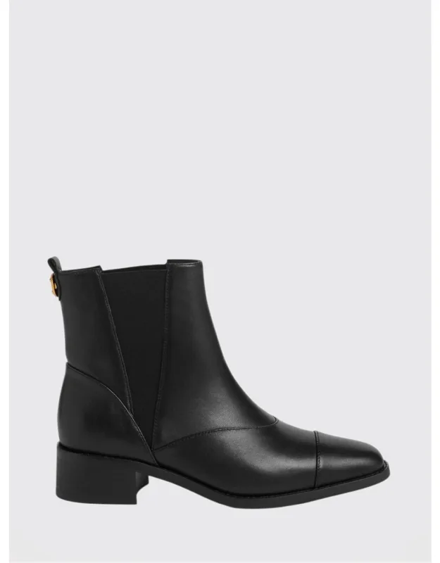 Flat Ankle Boot