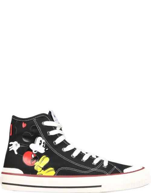 High-top "master Collector" Sneakers