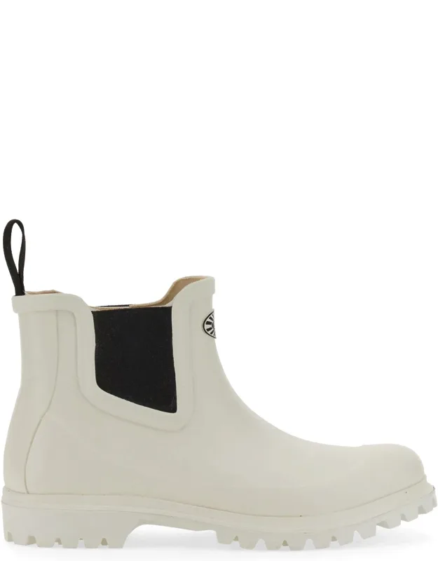 Rubber Boot