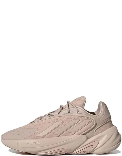 Ozelia Sneaker