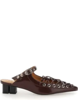 Sandals With Pointed Toe Design And All-over Laces In Eco Leather