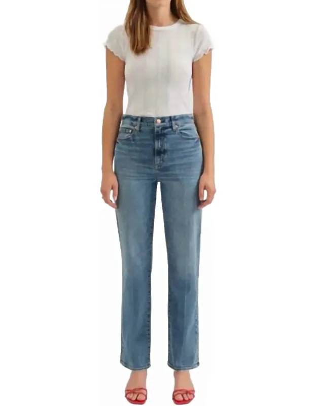 Sundaze High Rise Straight Jeans