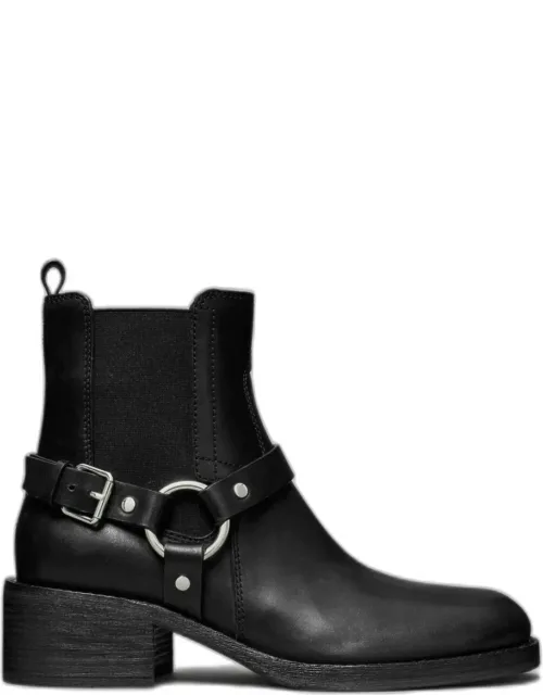Flat Ankle Boots