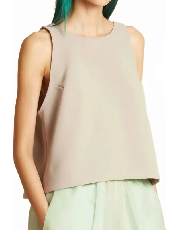Fennel Sleeveless Back V Cropped Top