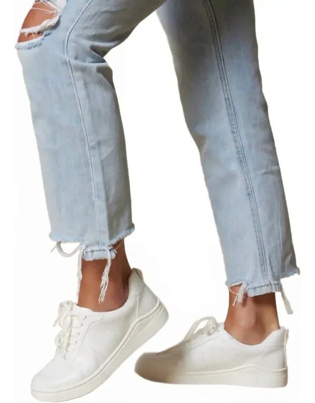 Alta Sneakers