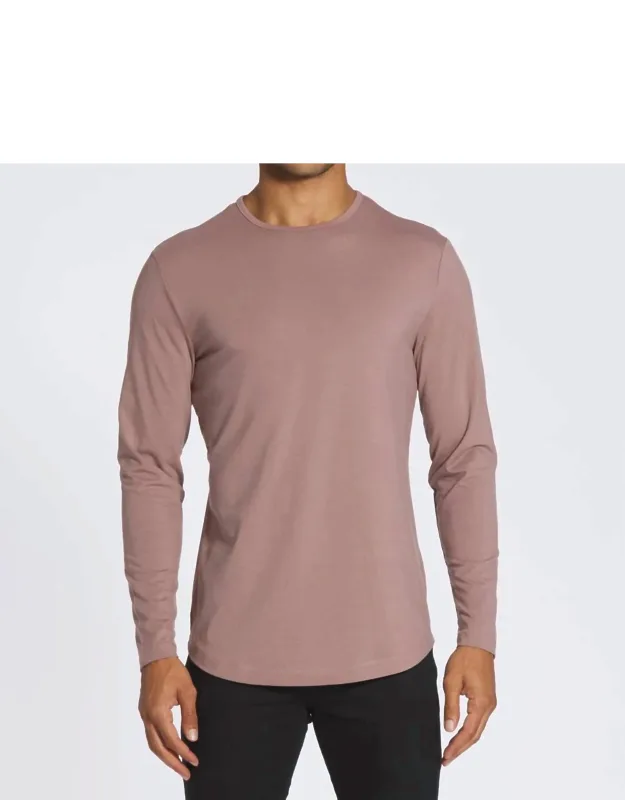 Long Sleeve Curve Hem Tee