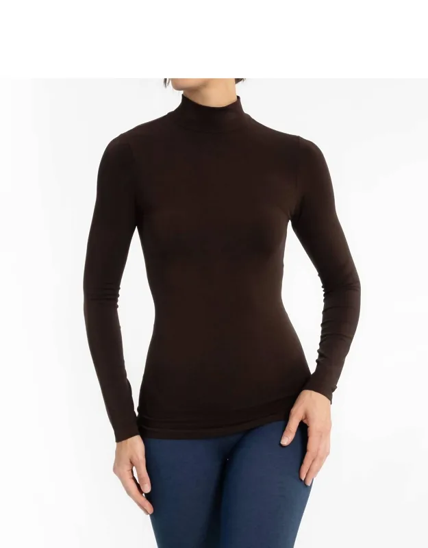 Long Sleeve Mock Neck Top