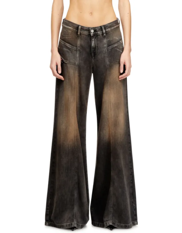 Flare Jeans