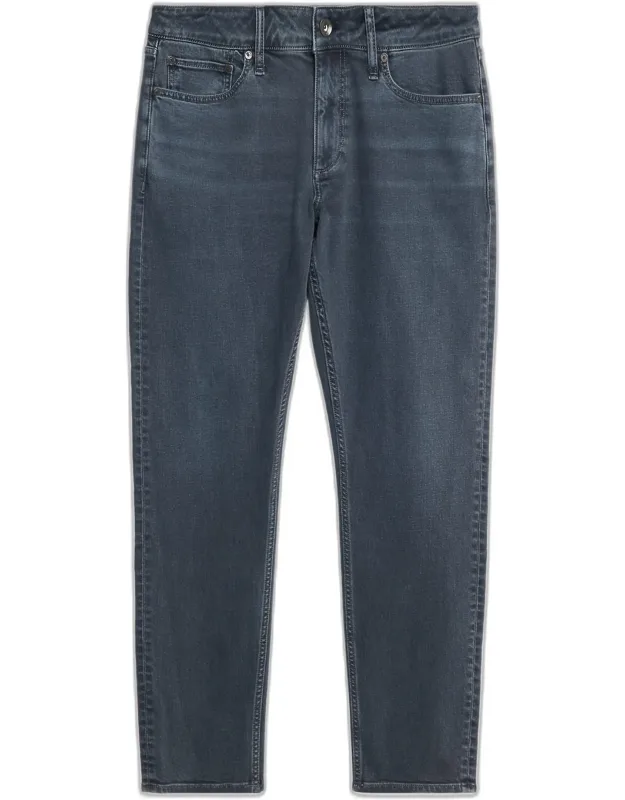 Fit 3 Authentic Stretch Tapered-fit Jeans