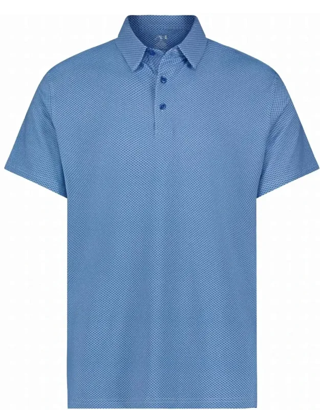 Performance Short Sleeve Shirt In Small Geo With Classic Collar And Button Closure