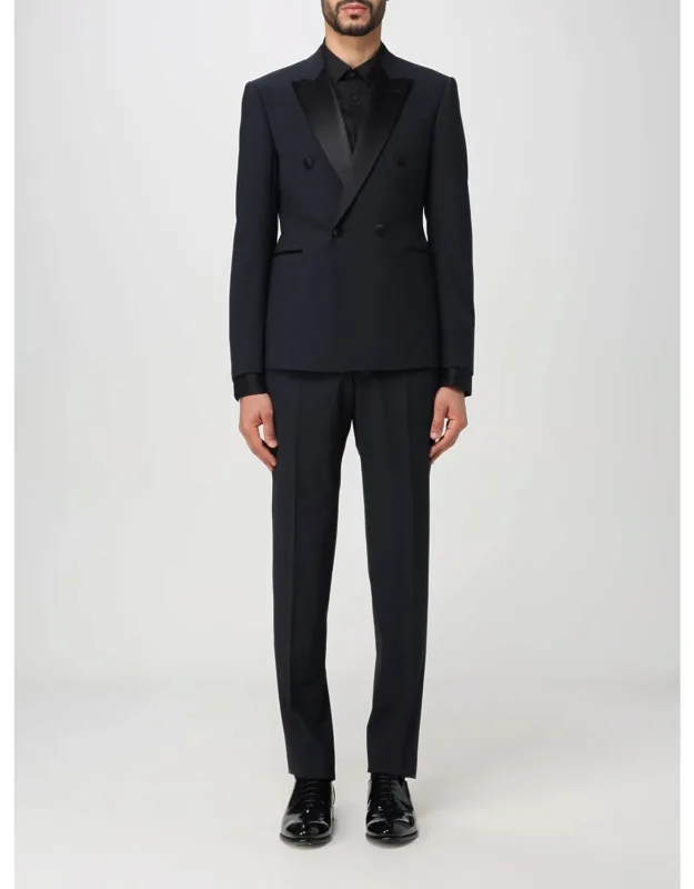 Suit