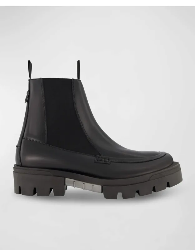 Leather Apron Toe Chelsea Boots