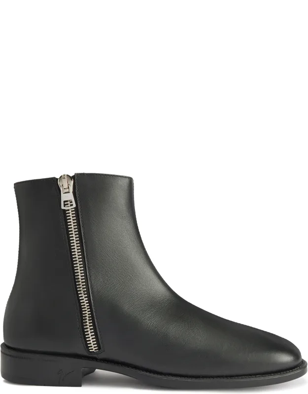 Cassian Boots