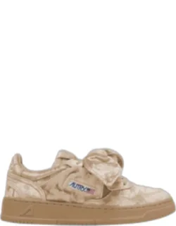 Sneakers Color