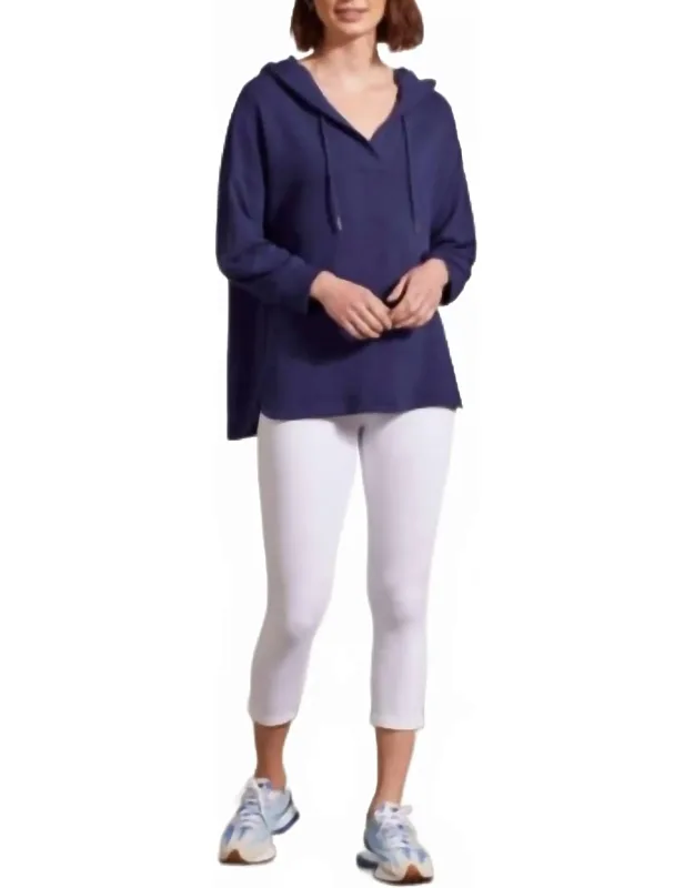 Quarter Sleeve Hooded Dolman Tunic