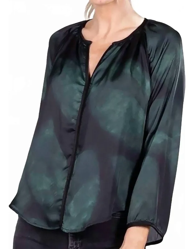 Riley V-neck Top