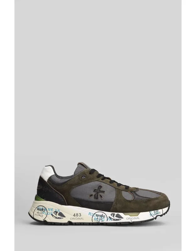 Mase Sneakers