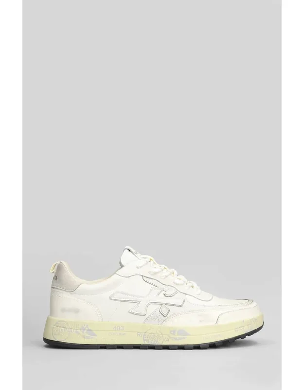 Nous Sneakers