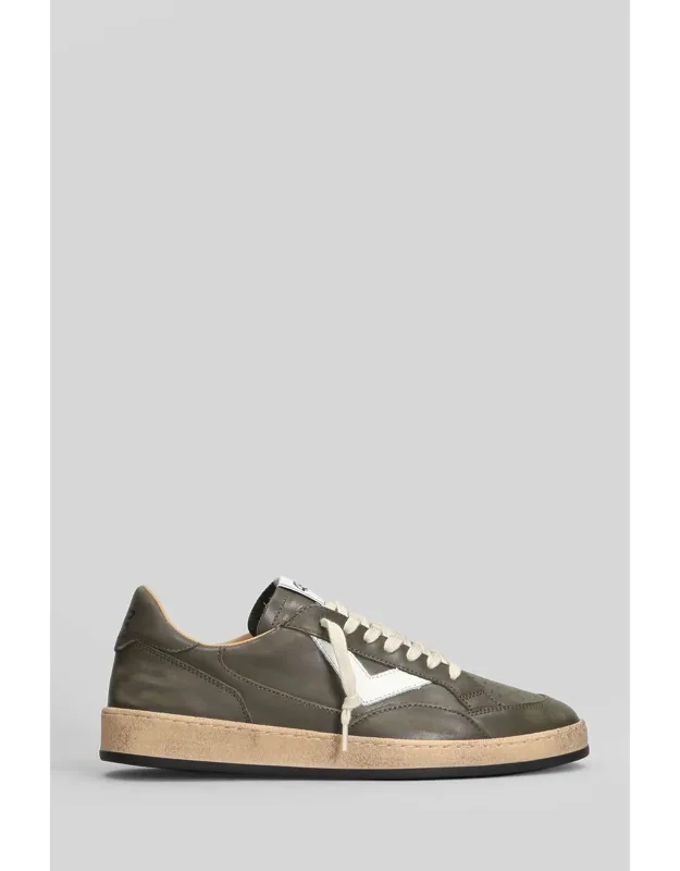Playnew Sneakers