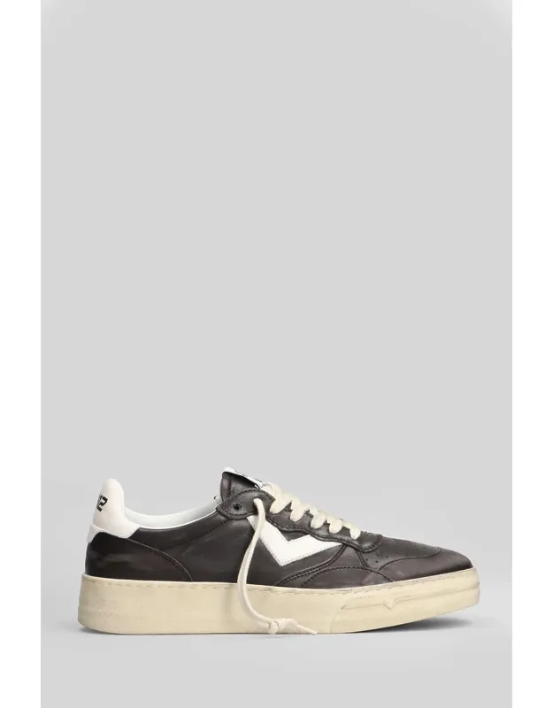 Hyper Sneakers