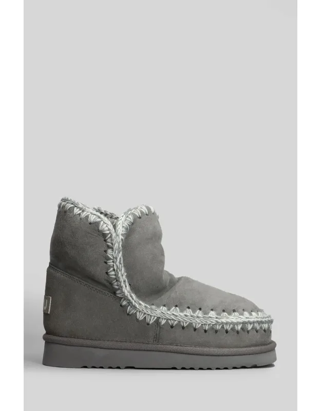 Eskimo 18 Low Heel Ankle Boots