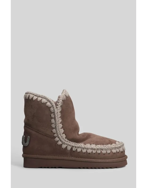 Eskimo 18 Low Heel Ankle Boots