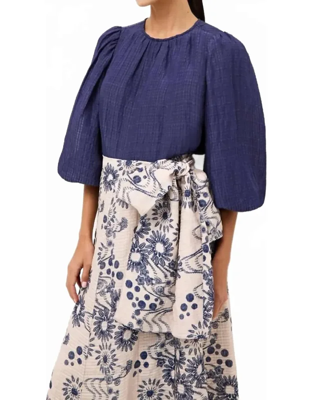Balloon Sleeve Top