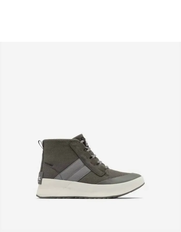 Out N About Iii Mid Sneakers