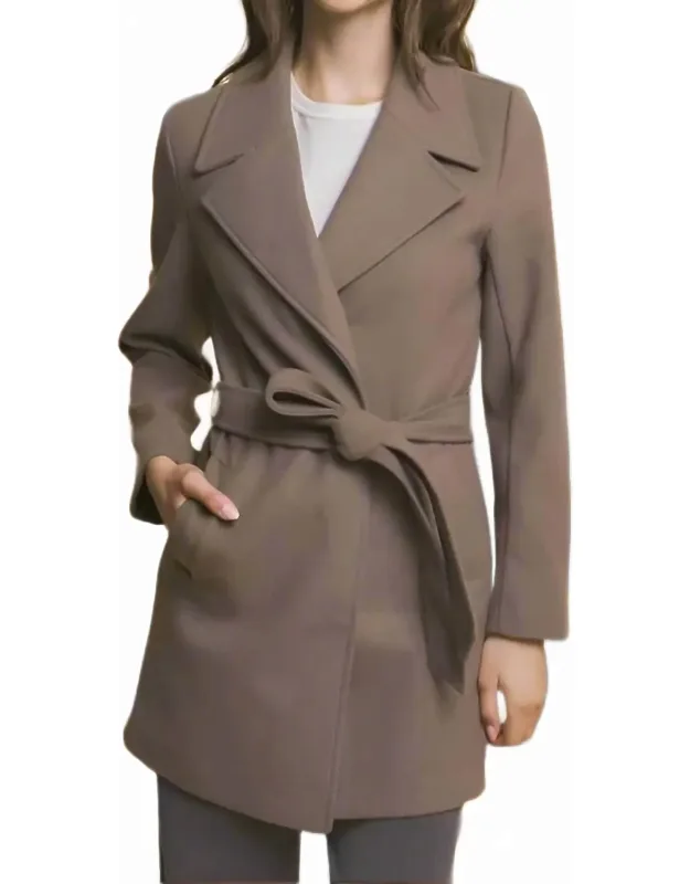 Lapel Collared Trench Coat With Waist Tie