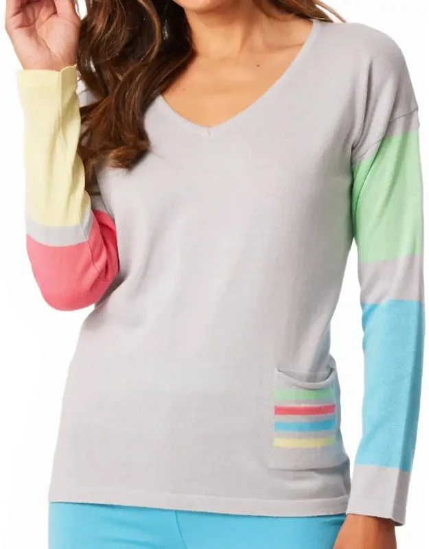 V Neck Pocket Top