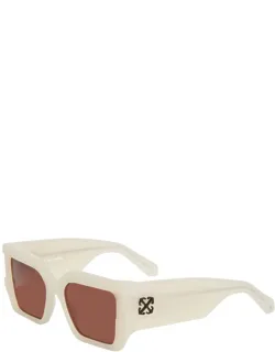 Sunglasses Square Full Rim, White Frame And Dark Grey Lens Oeri148dover0107