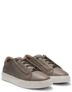 Trainers In Grained Leather