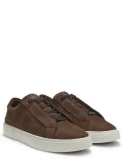 Trainers In Nubuck