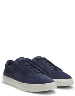 Trainers In Nubuck
