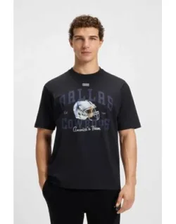 T-shirt With Helmet Graphic