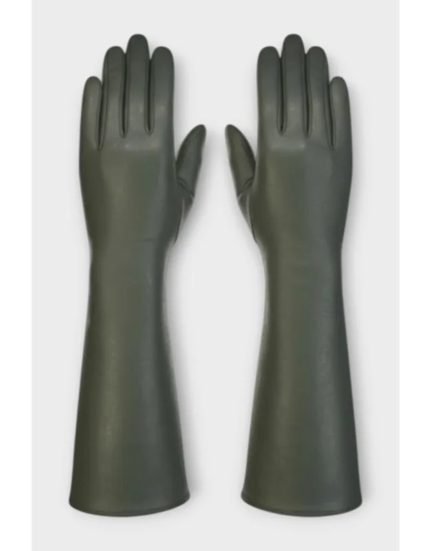 Long Italian Leather Gloves With Soft Wool Lining For Winter Driving.