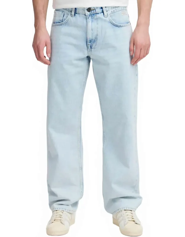 Relaxed Fit Jeans