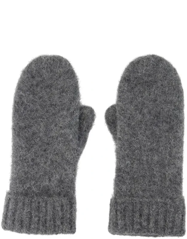Sajeanne Mitten