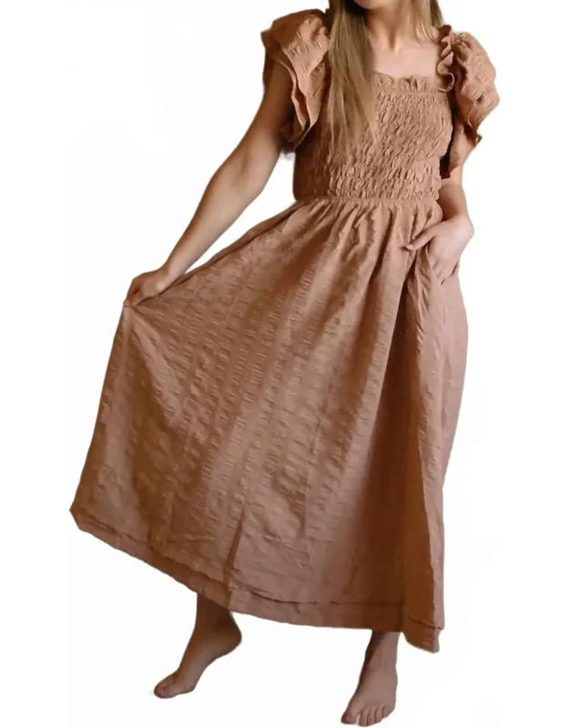 Ruffled Sleeve Seersucker Midi Dress