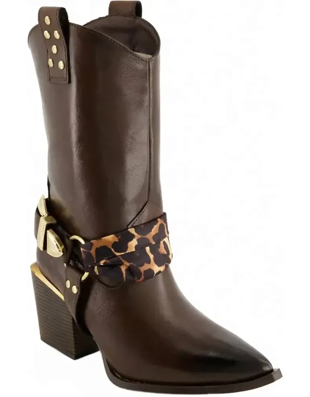 Pointed Toe Western Style Boots